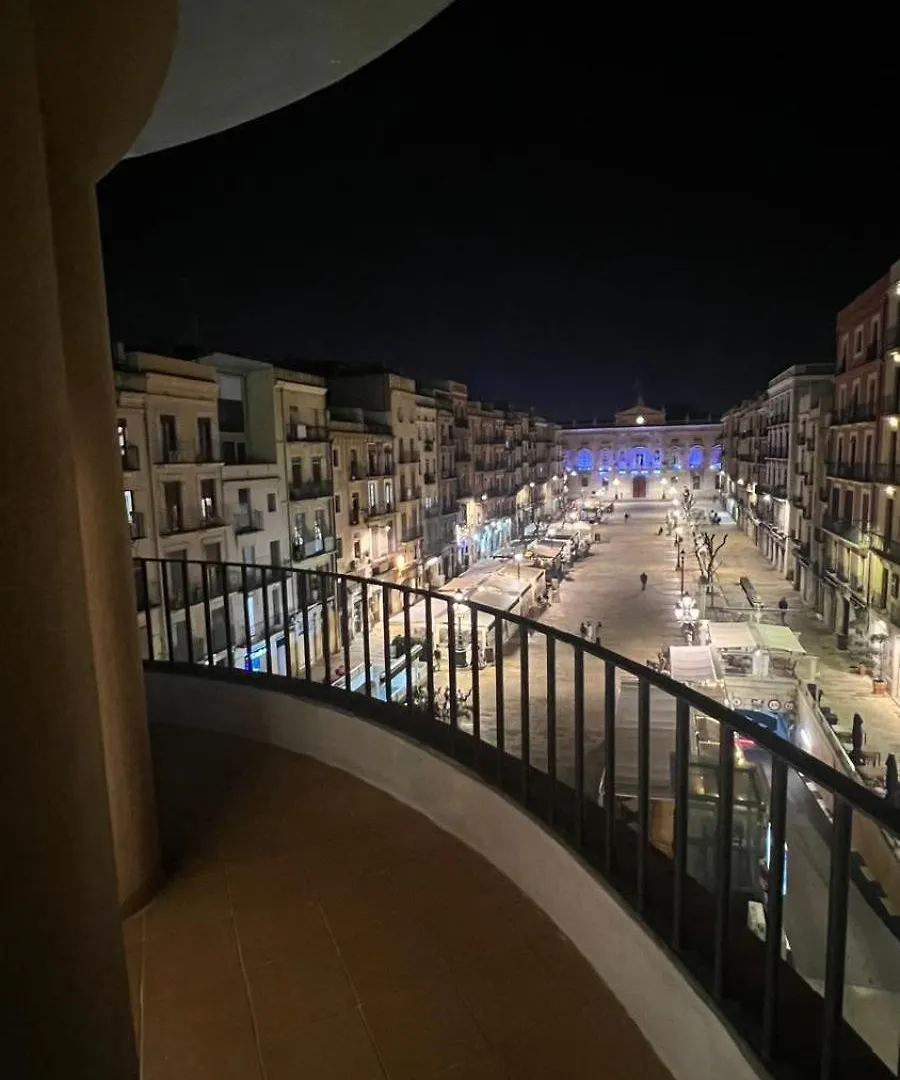 El Faro Apartaments Suites - Placa De La Font Tarragona 0*,
