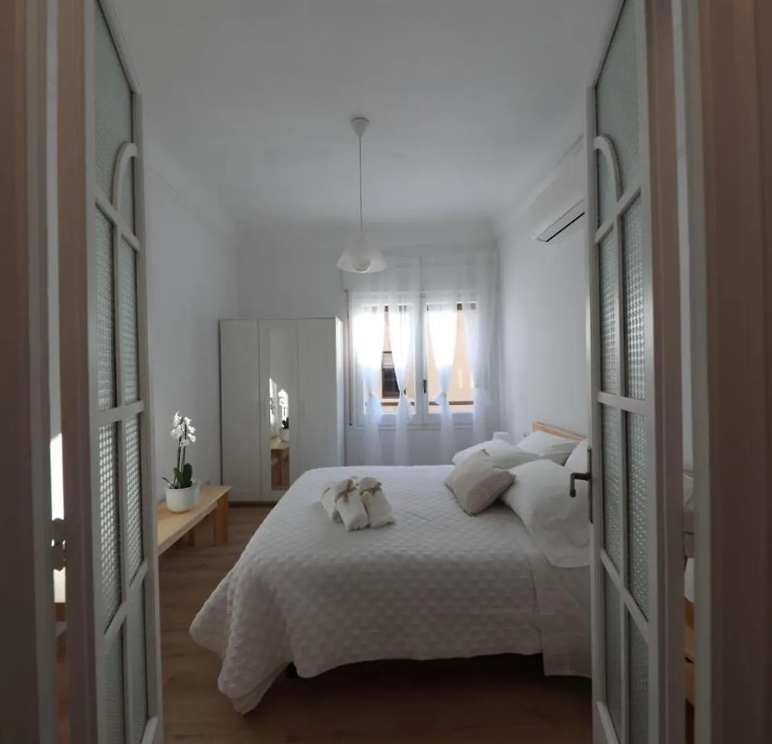 El Faro Apartaments Suites - Placa De La Font Tarragona Apartment