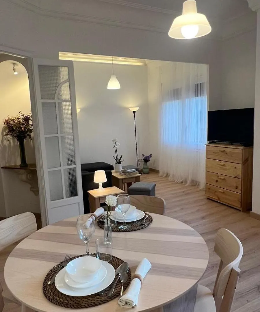 El Faro Apartaments Suites - Placa De La Font Tarragona Spain