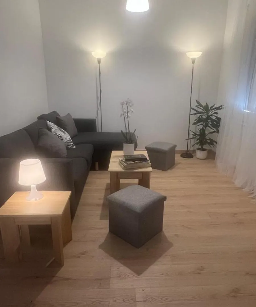 El Faro Apartaments Suites - Placa De La Font Tarragona